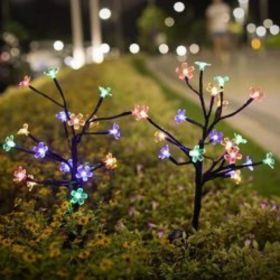 Color-Changing Solar Flower Garden Stake Light